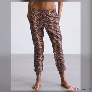 Commando Faux Leather Reptile Joggers